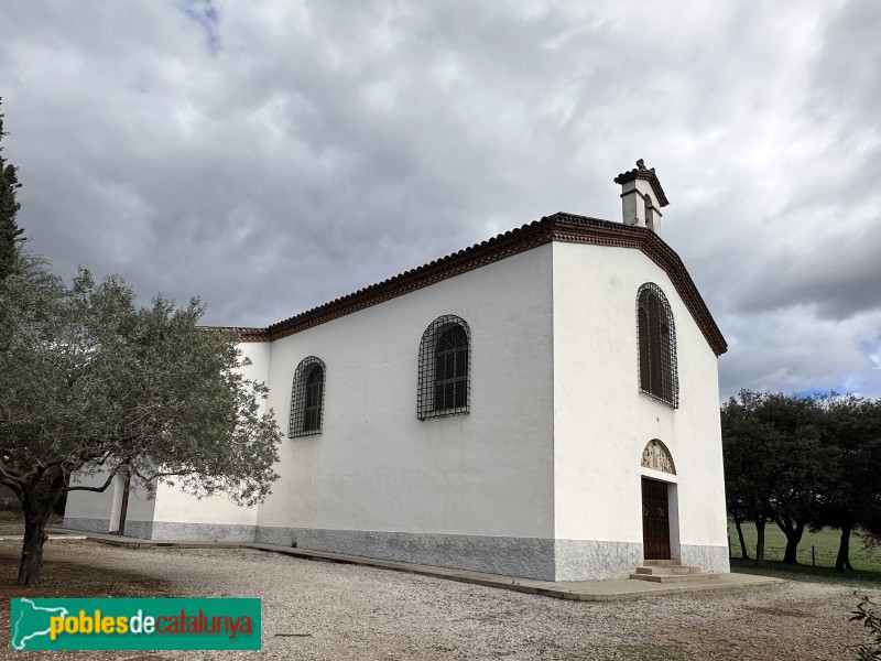 Lliçà de Vall - Les Torres de Santa Maria. Capella (Foto: Albert Esteves, 2024) Lliçà de Vall - Les Torres de Santa Maria. Capella