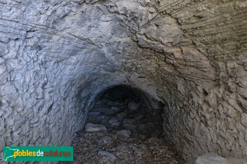 Sant Esteve de Palautordera - Castell de Montclús (Foto: <i>Raül Costal -invarquit.cultura.gencat.cat-</i>, 2022) Sant Esteve de Palautordera - Castell de Montclús