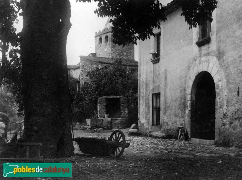 Sant Esteve de Palautordera - Can Molins (Foto: <i>Josep M. Armengol -Arxiu Fotogràfic Centre Excursionista de Catalunya-</i>, 1899-1915) Sant Esteve de Palautordera - Can Molins