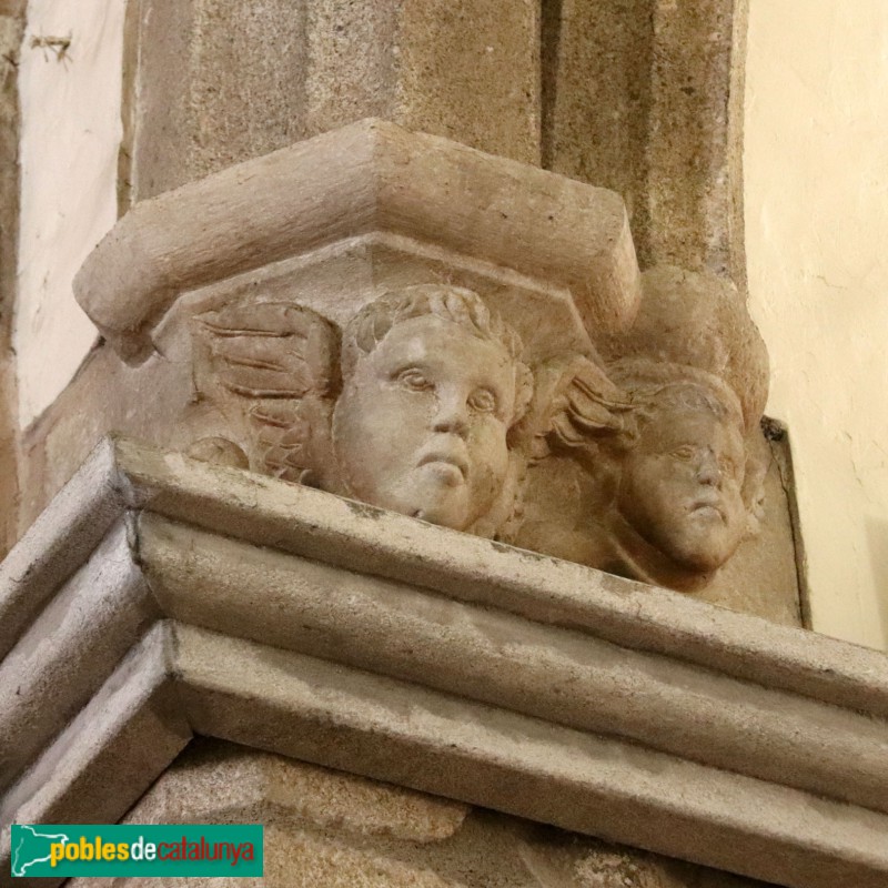 Sant Esteve de Palautordera - Església de Sant Esteve. Mènsula esculpida (Foto: Albert Esteves, 2024) Sant Esteve de Palautordera - Església de Sant Esteve. Mènsula esculpida