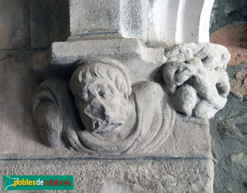 Sant Esteve de Palautordera - Església de Sant Esteve. Mènsula esculpida (Foto: Albert Esteves, 2024) Sant Esteve de Palautordera - Església de Sant Esteve. Mènsula esculpida