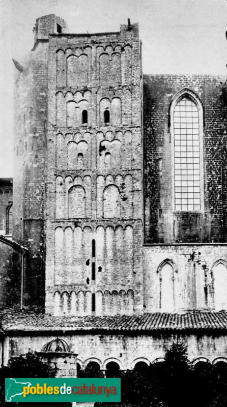 Girona - Torre de Carlemany, abans de la restauració. Postal antiga
