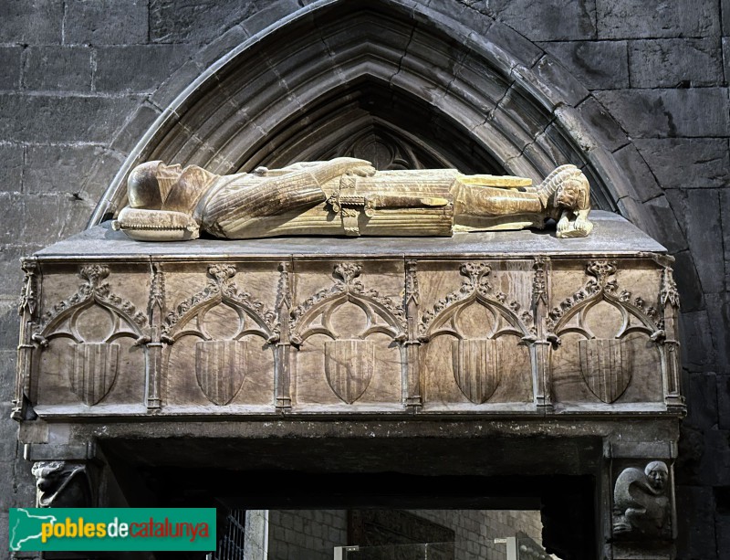 Girona - Catedral. Sepulcre de Ramon Berenguer II