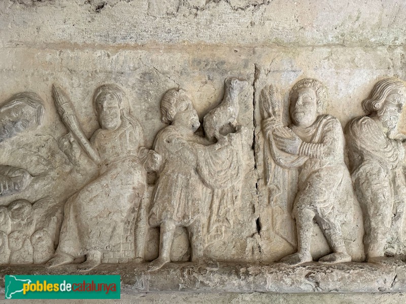 Girona - Claustre de la catedral. Escena de pagesia