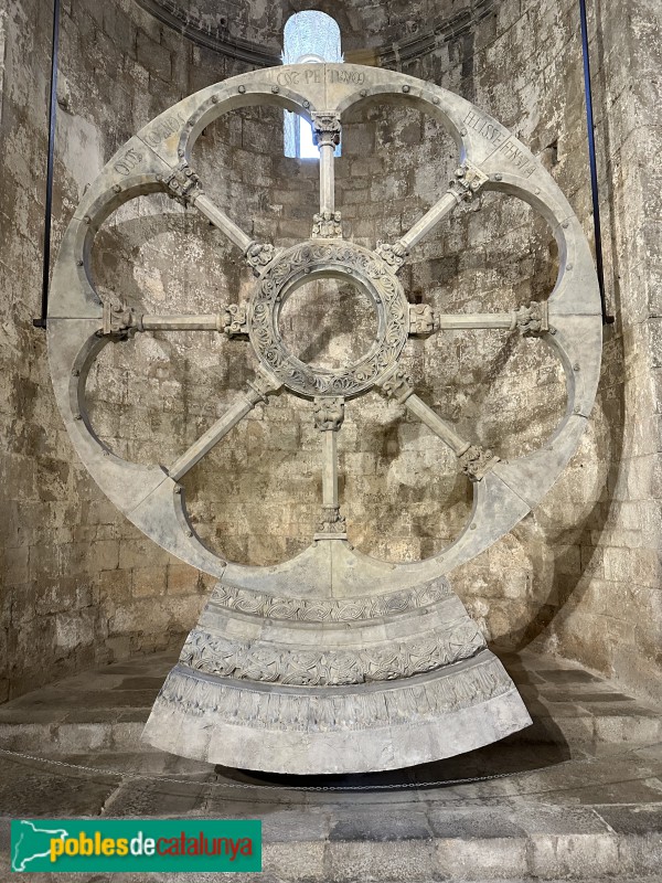 Girona - Sant Pere de Galligants. Reproducció de la rosassa