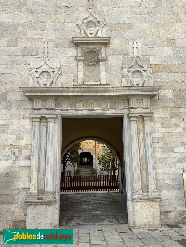 Girona - Hospital de Santa Caterina. Porta de l'Hospital