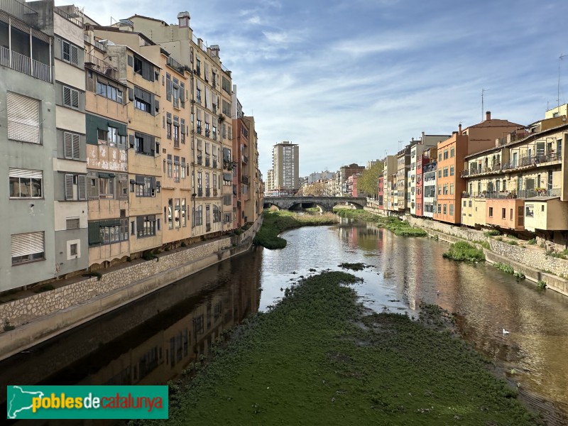 Girona - Pont de Pedra (Foto: Albert Esteves, 2024) Girona - Pont de Pedra