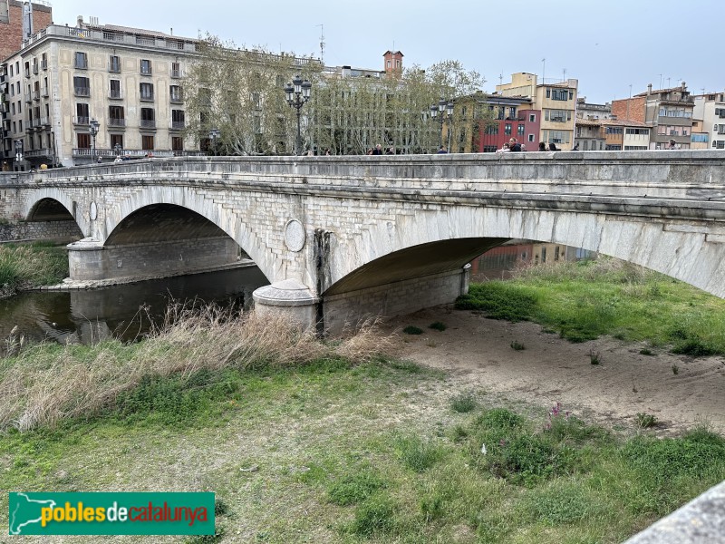 Girona - Pont de Pedra (Foto: Albert Esteves, 2024) Girona - Pont de Pedra