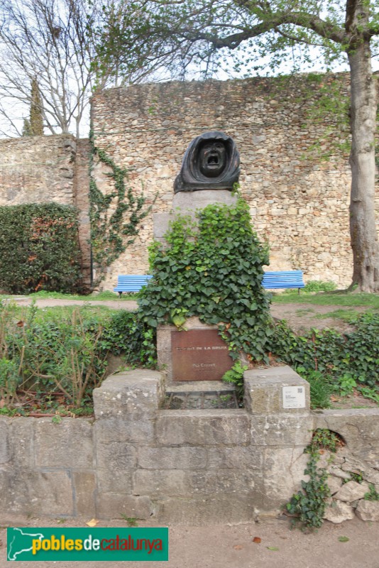 Girona - Escultura <i>El crit de la bruixa</i>