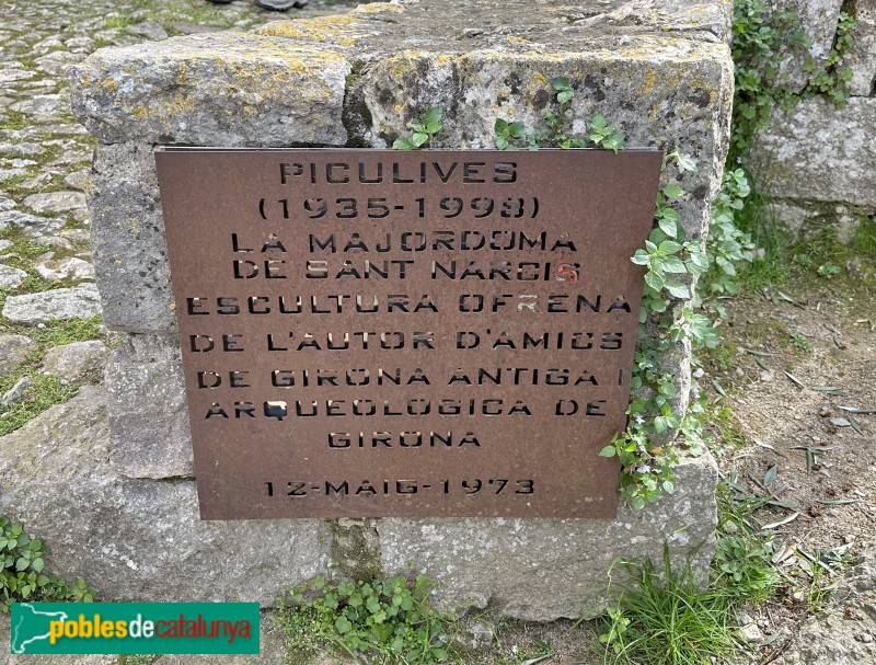 Girona - Escultura <i>La Majordoma de Sant Narcís</i>