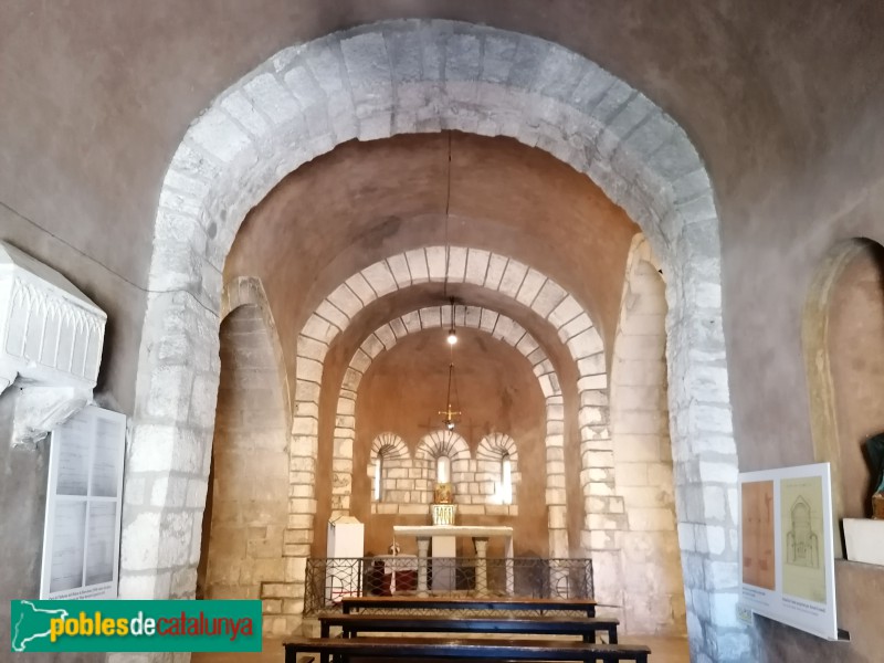 Olèrdola - Església de Sant Cugat de Moja (Foto: Victoria Iturbe, 2024) Olèrdola - Església de Sant Cugat de Moja