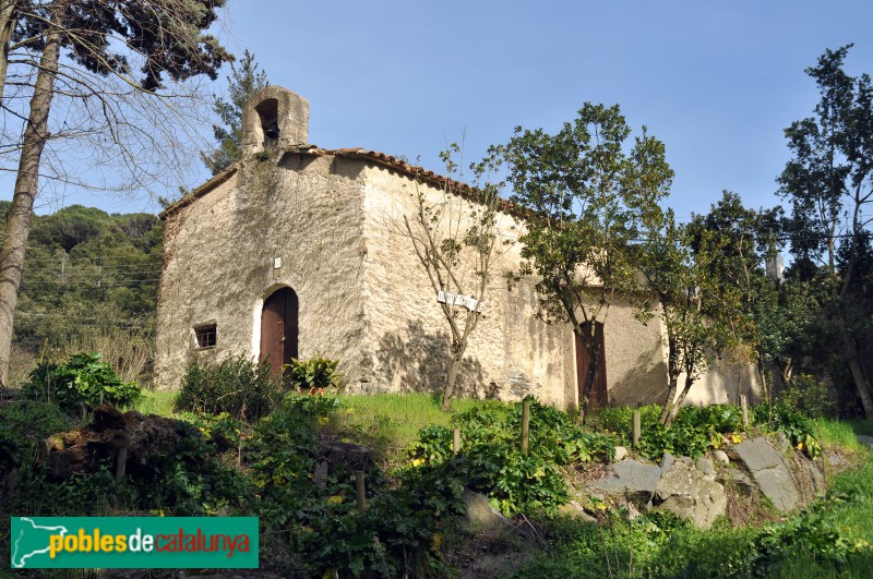 Fogars de Montclús - Església de Santa Maria de l'Illa o de Sant Roc (Foto: <i>Jordi Contijoch -calaix.gencat.cat-</i>, 2011) Fogars de Montclús - Església de Santa Maria de l'Illa o de Sant Roc