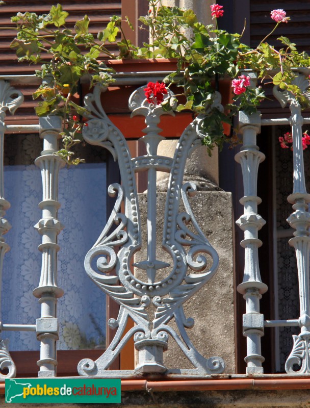 Sant Sadurní d'Anoia - Casa Esclasans (Foto: Albert Esteves, 2013) Sant Sadurní d'Anoia - Casa Esclasans