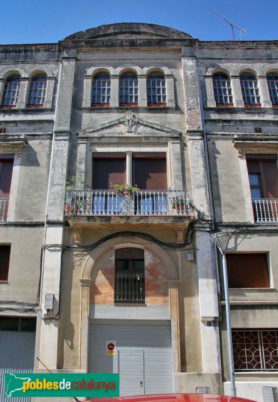 Sant Sadurní d'Anoia - Casa Esclasans (Foto: Albert Esteves, 2013) Sant Sadurní d'Anoia - Casa Esclasans