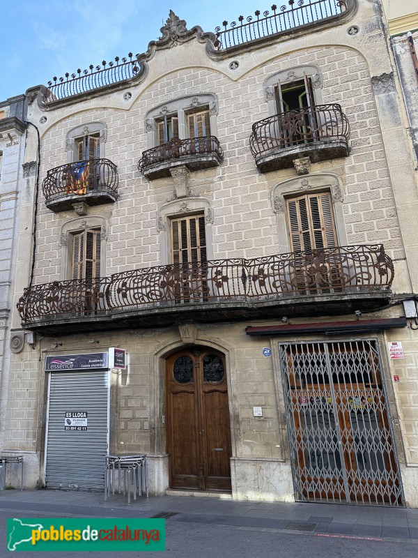 Sant Sadurní d'Anoia - Casa Lluís Mestres (Foto: Albert Esteves, 2024) Sant Sadurní d'Anoia - Casa Lluís Mestres