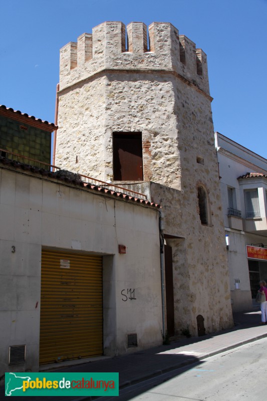 Sant Sadurní d'Anoia - Torre de la Font del Mingo (Foto: Albert Esteves, 2013) Sant Sadurní d'Anoia - Torre de la Font del Mingo