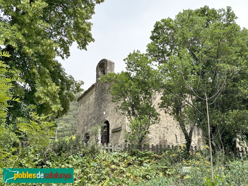 Fogars de Montclús - Església de Santa Maria de l'Illa o de Sant Roc (Foto: Albert Esteves, 2024) Fogars de Montclús - Església de Santa Maria de l'Illa o de Sant Roc