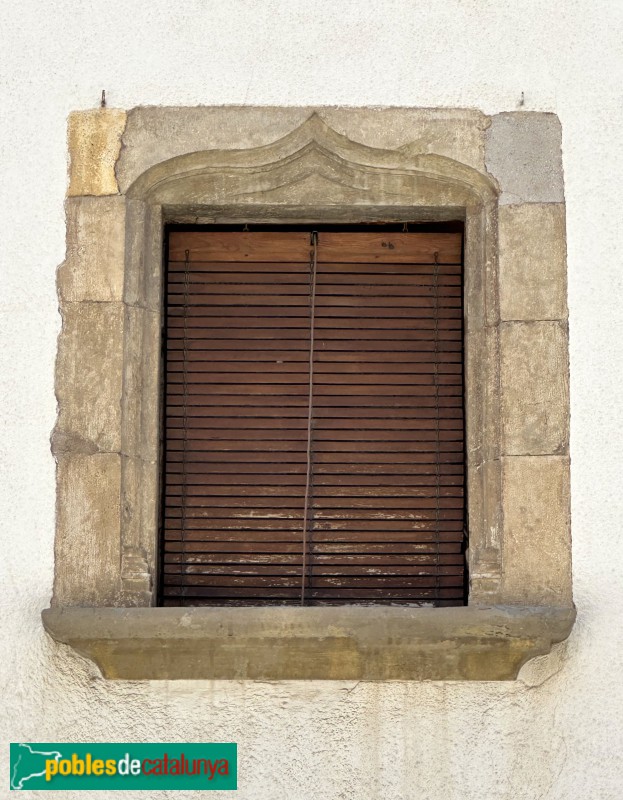 Tona - Carrer Barcelona, 3 (Foto: Albert Esteves, 2024) Tona - Carrer Barcelona, 3