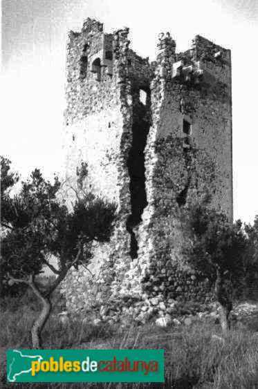 Cambrils - Torre del Mas del Bisbe (Foto: <i>Pere Català Roca -calaix.gencat.cat-</i>, 1962) Cambrils - Torre del Mas del Bisbe