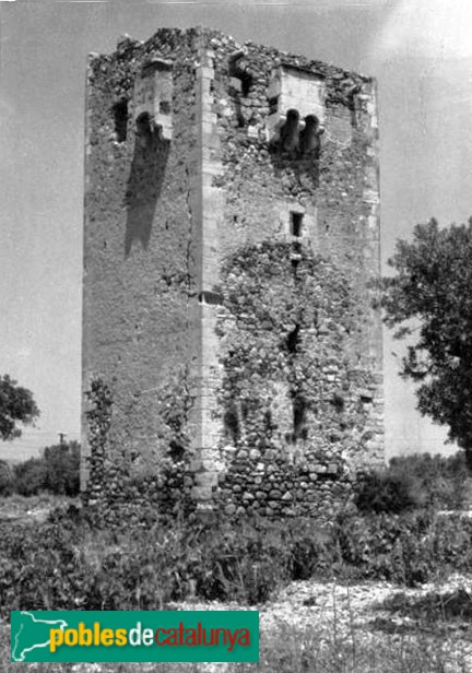 Cambrils - Torre del Mas del Bisbe (Foto: <i>Pere Català Roca -calaix.gencat.cat-</i>, 1962) Cambrils - Torre del Mas del Bisbe