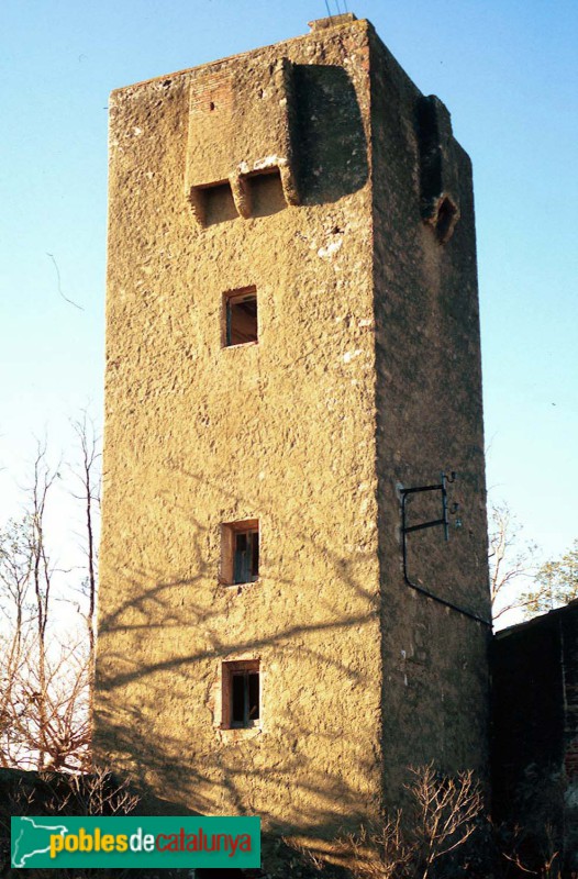 Cambrils - Torre del Mas d'en Blai (Foto: <i>Ramon Aloguin -calaix.gencat.cat-</i>, 1996) Cambrils - Torre del Mas d'en Blai