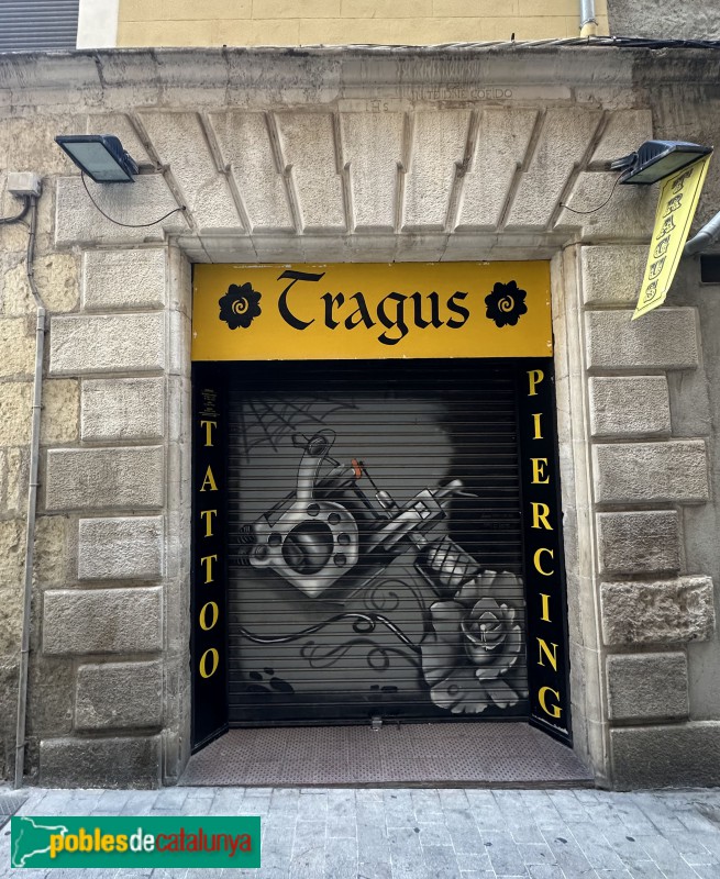 Reus - Carrer Santa Anna, 5. Porta renaixentista (Foto: Albert Esteves, 2024) Reus - Carrer Santa Anna, 5. Porta renaixentista