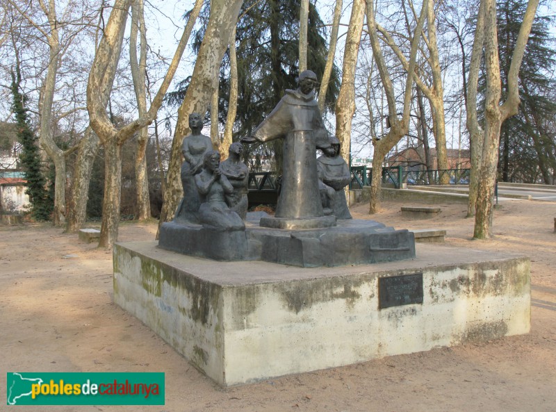 Santa Coloma de Farners - Monument a Sant Salvador d´Horta (Foto: Albert Esteves, 2012) Santa Coloma de Farners - Monument a Sant Salvador d´Horta