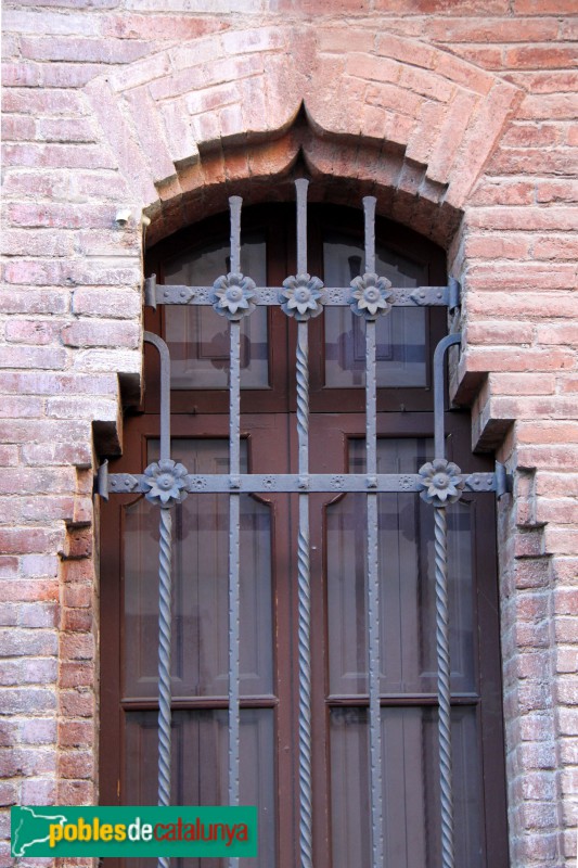 Santa Coloma de Farners - Casa Aragó (Foto: Albert Esteves, 2011) Santa Coloma de Farners - Casa Aragó