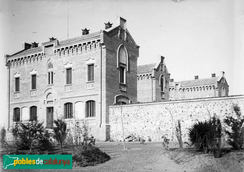 Reus - Institut Pere Mata (Foto: <i>Anònima -Arxiu Fotogràfic Centre Excursionista de Catalunya-</i>, ant. 1929) Reus - Institut Pere Mata