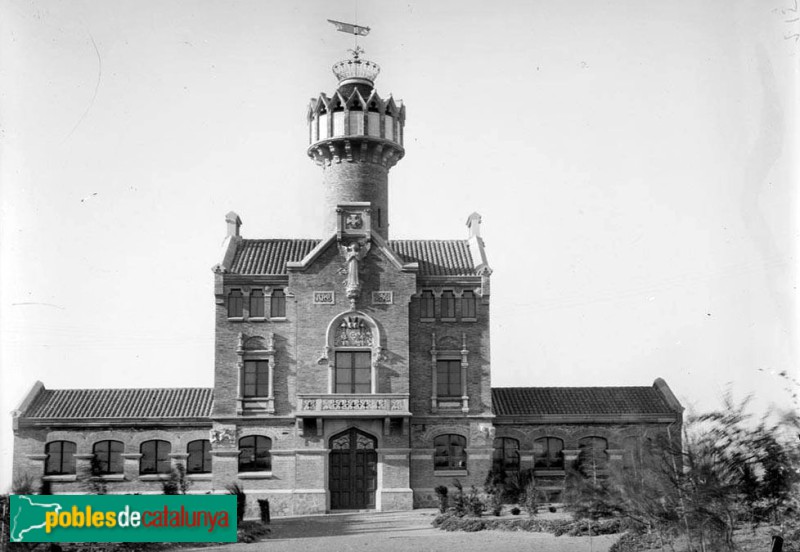 Reus - Institut Pere Mata. Pavelló de Serveis Generals (Foto: <i>Anònima -Arxiu Fotogràfic Centre Excursionista de Catalunya-</i>, ant. 1929) Reus - Institut Pere Mata. Pavelló de Serveis Generals
