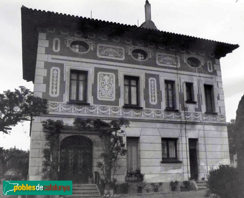 Reus - Mas del Llevat (Foto: <i>Joana Marlés i Alemany-calaix.gencat.cat-</i>, 1986) Reus - Mas del Llevat