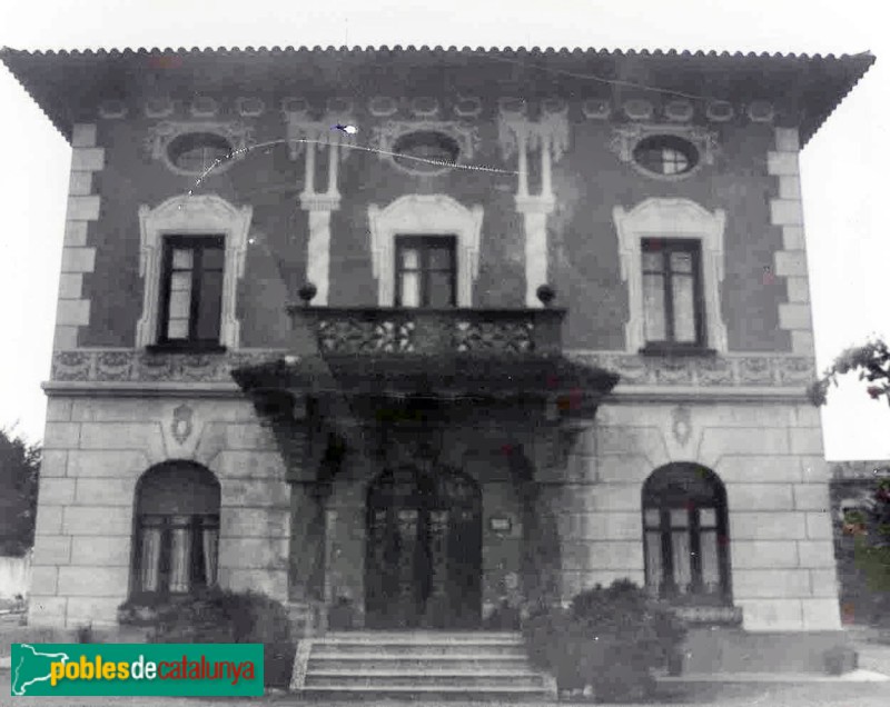 Reus - Mas del Llevat (Foto: <i>Joana Marlés i Alemany-calaix.gencat.cat-</i>, 1986) Reus - Mas del Llevat