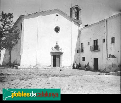 Sant Martí Vell - Santuari de la M.D. dels Àngels (Foto: <i>Marcel·lí Gausachs -Arxiu Fotogràfic Centre Excursionista de Catalunya-</i>, 1920-25) Sant Martí Vell - Santuari de la M.D. dels Àngels