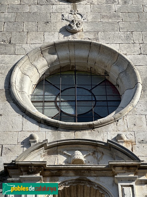 Juià - Església de Sant Pere (Foto: Albert Esteves, 2024) Juià - Església de Sant Pere