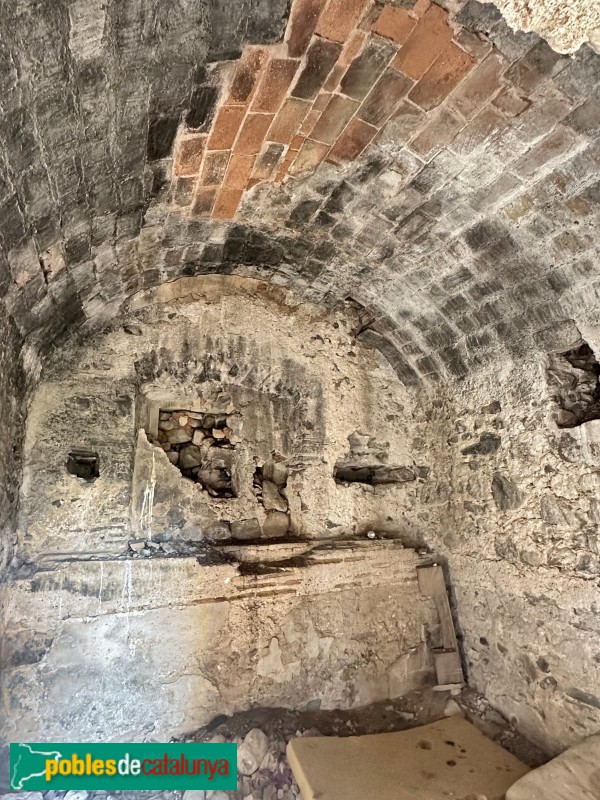 Riudoms- Interior de la torre del Mas de Don Felip (Foto: Albert Esteves, 2024) Riudoms- Interior de la torre del Mas de Don Felip