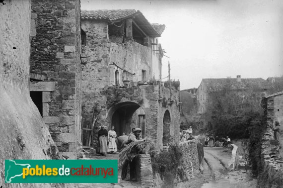 Juià - Nucli antic (Foto: Valentí Fargnoli INSPAI, 1918) Juià - Nucli antic