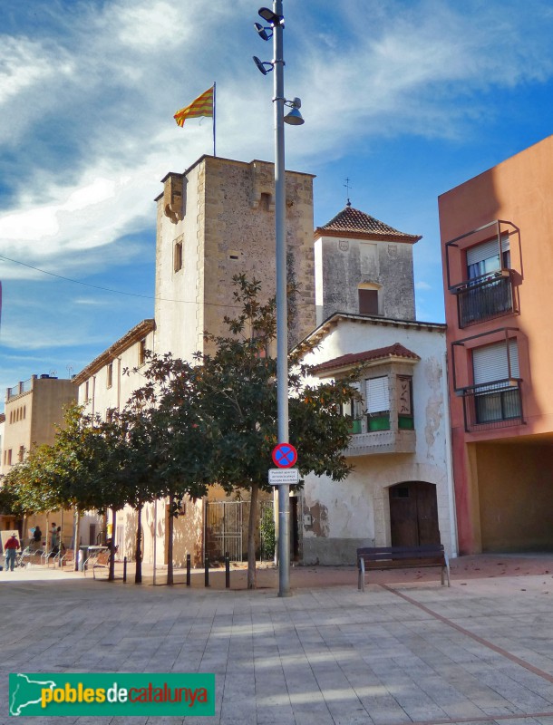 Vinyols i els Arcs - Torre de Cal Torrell (Foto: Albert Esteves, 2024) Vinyols i els Arcs - Torre de Cal Torrell