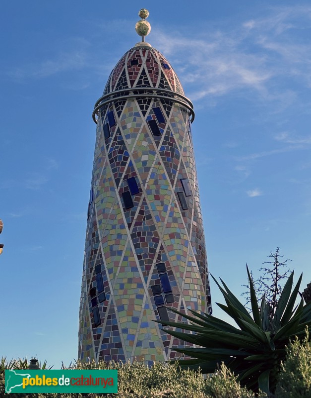 La Roca del Vallès - Torre Rodona (Foto: Albert Esteves, 2023) La Roca del Vallès - Torre Rodona