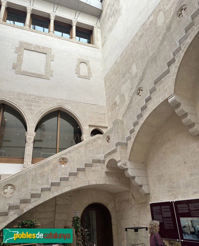 Vilafranca del Penedès - Palau Reial (Vinseum) (Foto: Albert Esteves, 2024) Vilafranca del Penedès - Palau Reial (Vinseum)