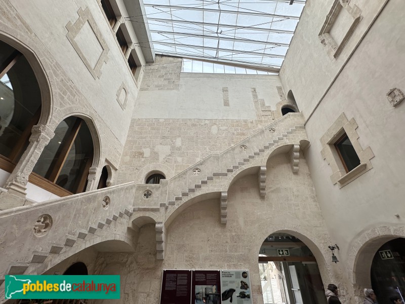 Vilafranca del Penedès - Palau Reial (Vinseum) (Foto: Albert Esteves, 2024) Vilafranca del Penedès - Palau Reial (Vinseum)