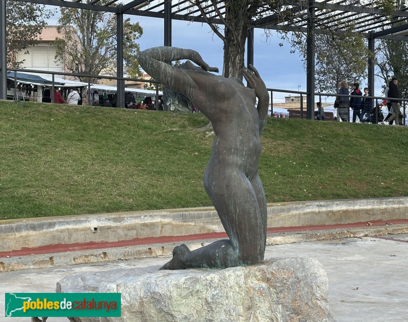 Sant Boi de Llobregat - Escultura </i>Deessa de l'Aigua</i> (Foto: Albert Esteves, 2024) Sant Boi de Llobregat - Escultura </i>Deessa de l'Aigua</i>