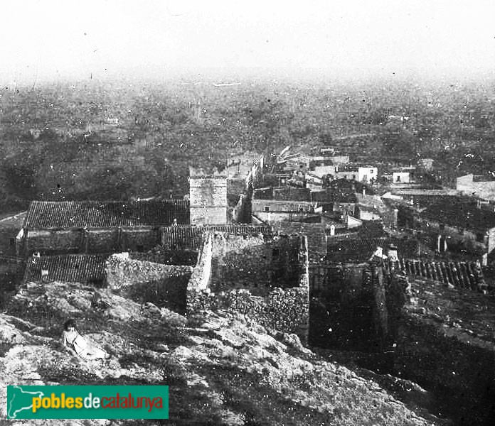 Castellvell del Camp (Foto: <i>Josep Salvany -Fons Salvany. Biblioteca de Catalunya-</i>, 1924) Castellvell del Camp