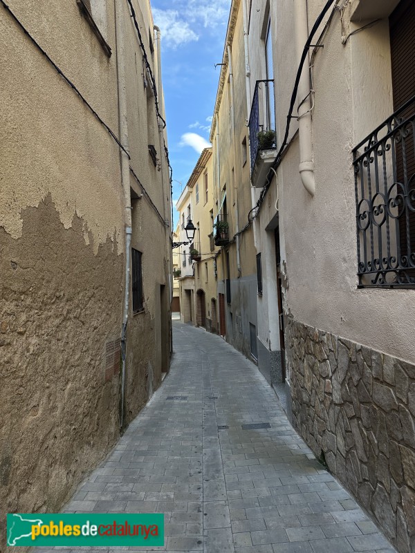 Un carrer de Castellvell del Camp (Foto: Albert Esteves, 2024) Un carrer de Castellvell del Camp
