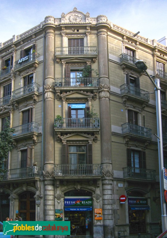 Barcelona - Fontanella, 14 (Foto: Albert Esteves, 2007) Barcelona - Fontanella, 14