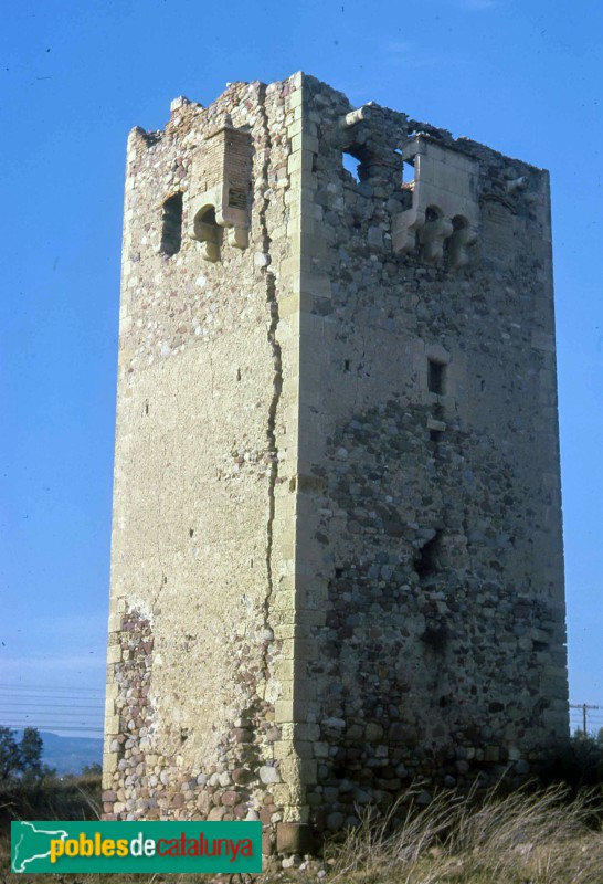 Cambrils - Torre del Mas del Bisb (Foto: Josep Maria Vidal-Barraquer i Marfà, 1976) Cambrils - Torre del Mas del Bisb