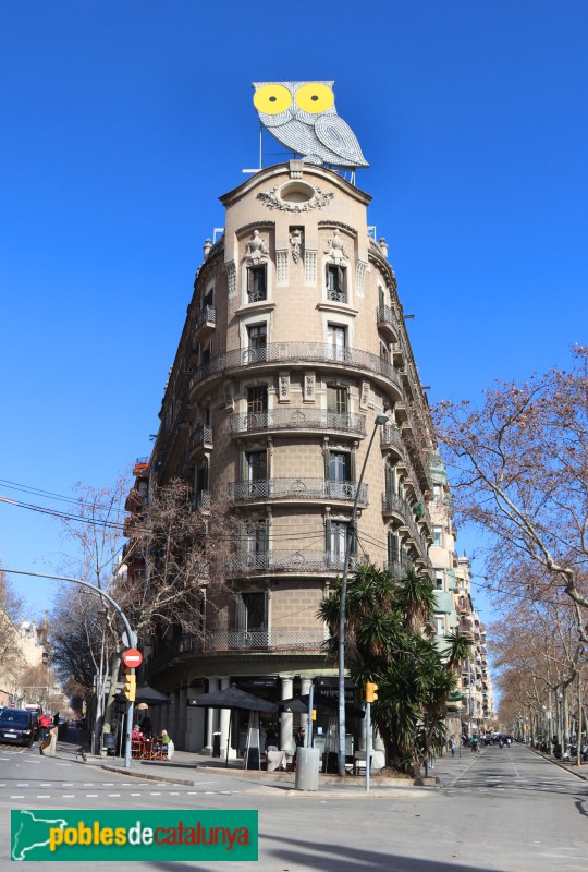 Barcelona - Diagonal, 372 (Foto: Albert Esteves, 2022) Barcelona - Diagonal, 372