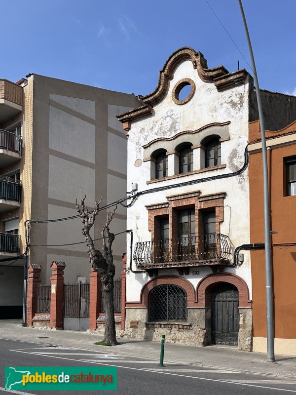 Vallirana - Can Cuatrecases (Casa del Metge) (Foto: Albert Esteves, 2025) Vallirana - Can Cuatrecases (Casa del Metge)
