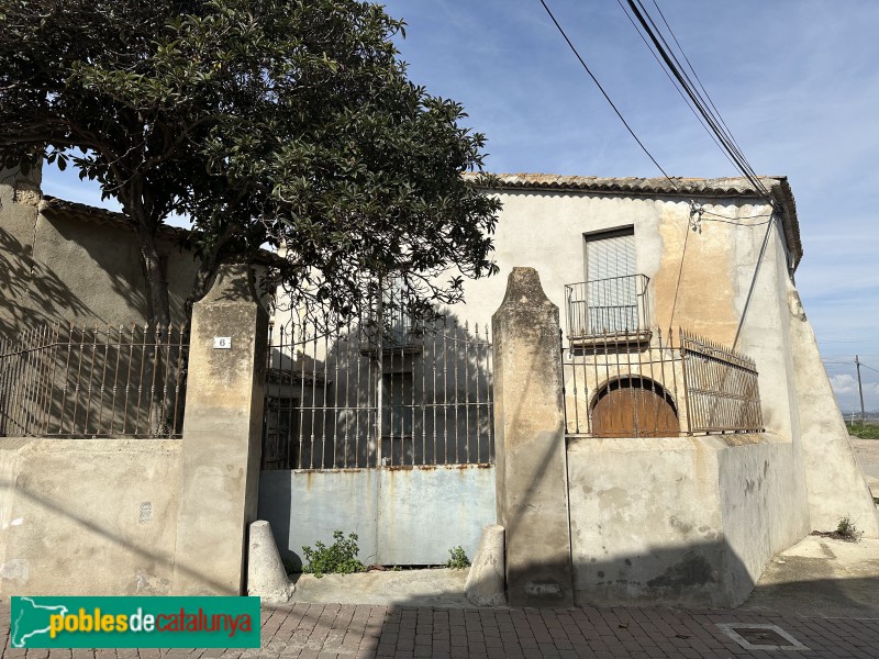 Avinyonet del Penedès - Nucli de Sant Sebastià dels Gorgs. Ca l'Amadeu (Foto: Albert Esteves, 2025) Avinyonet del Penedès - Nucli de Sant Sebastià dels Gorgs. Ca l'Amadeu
