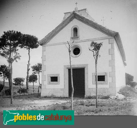 Sant Andreu de Llavaneres - Ermita de Sant Sebastià (Foto: <i>Jaume Oliveras -Arxiu Fotogràfic Centre Excursionista de Catalunya-</i>, 1900-1936) Sant Andreu de Llavaneres - Ermita de Sant Sebastià