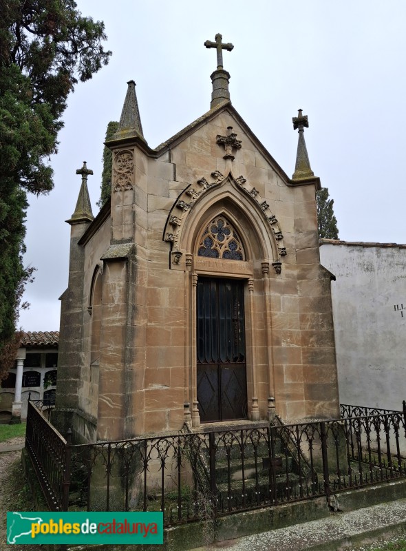 Cervera - Cementiri. Panteó Jordana (Foto: <i>Joandrés, CC BY-SA 4</i>, 2023) Cervera - Cementiri. Panteó Jordana